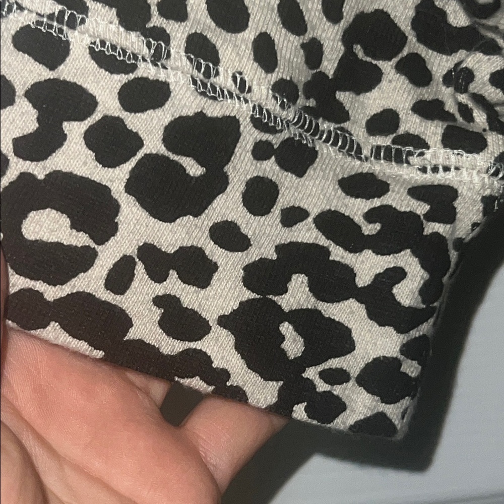 LOFT Black and White Animal Print Blouse - Picture 4 of 5